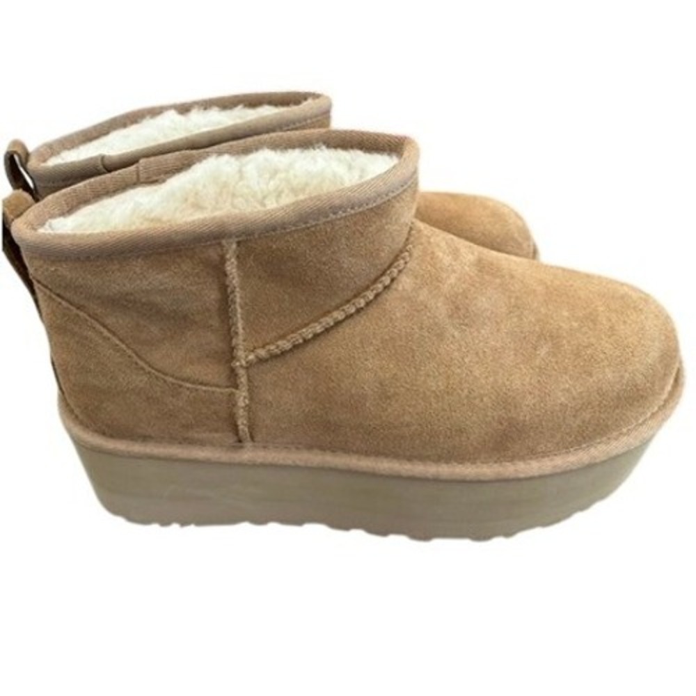 UGG Classic Ultra Mini Platform Chestnut Suede Ankle Boots Womens size 9